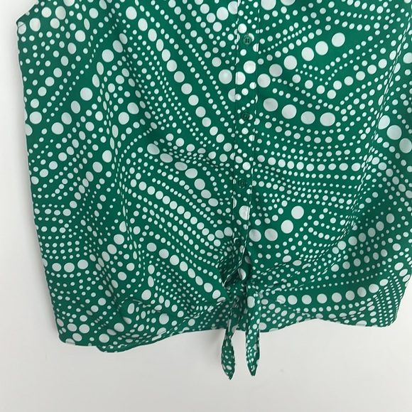 Green and white polka dot blouse - Picture 3 of 7